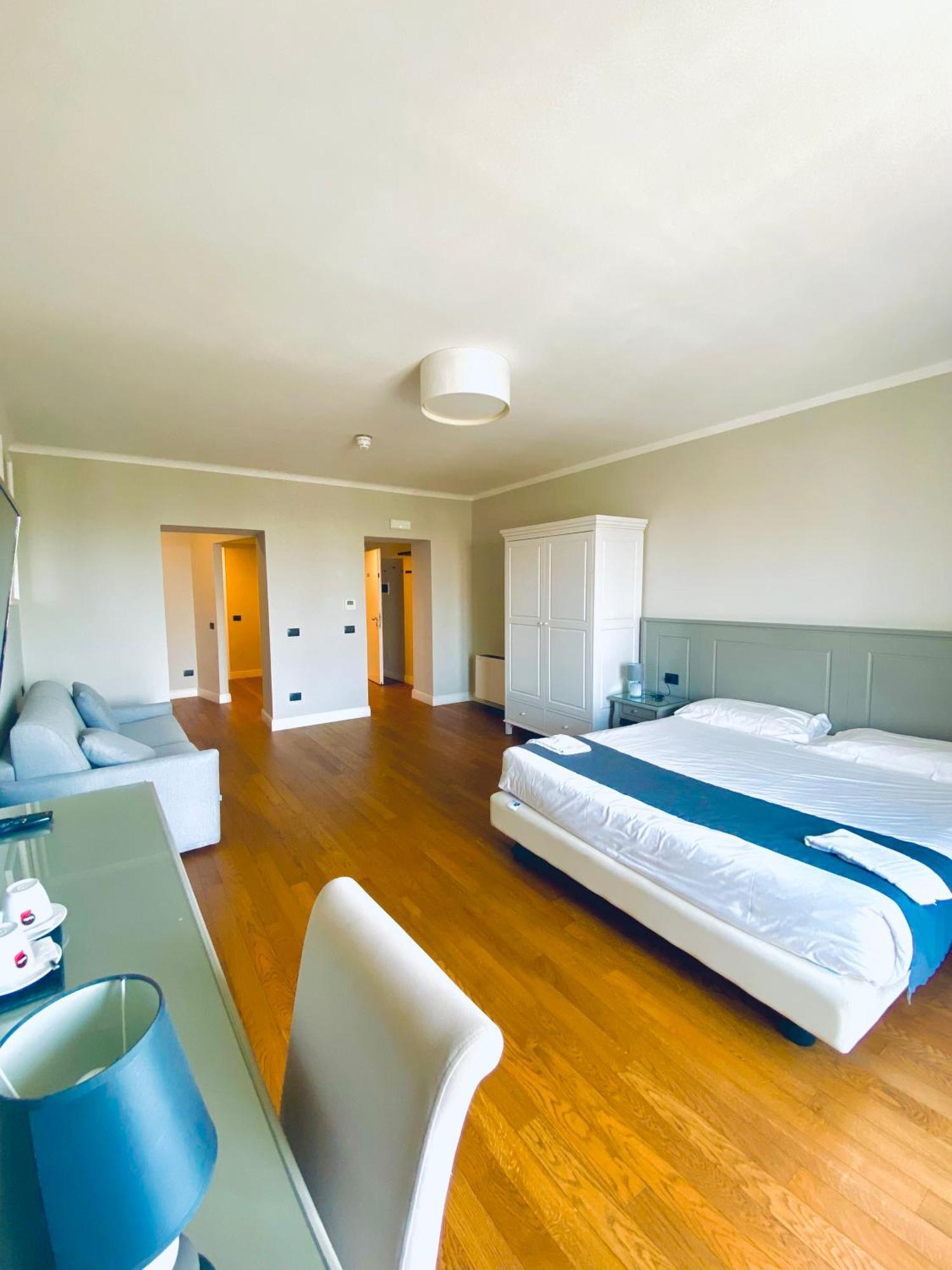 Hotel De Ville Genoa Ngoại thất bức ảnh